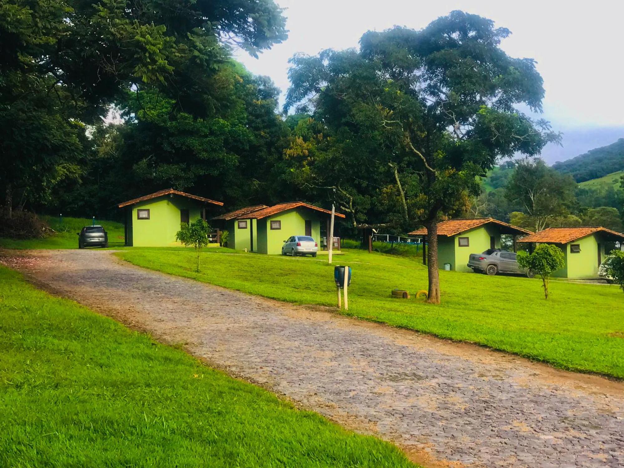 Pousada E Camping Recanto Da Praia Capitolio Ngoại thất bức ảnh